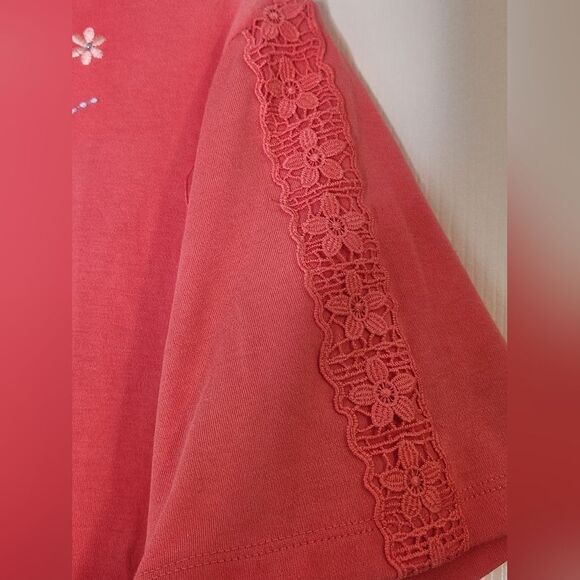 Alfred Dunner M Coral Floral Embroidered Top Sequins ShrtSlve V Neck Women's Top - Picture 6 of 8